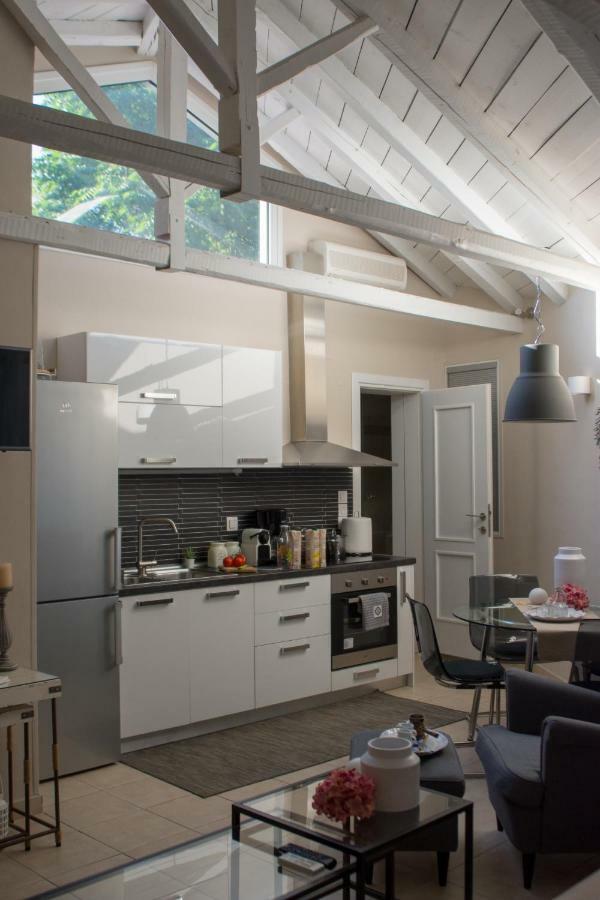 Meni Sweet Luxury Home Volos Eksteriør bilde